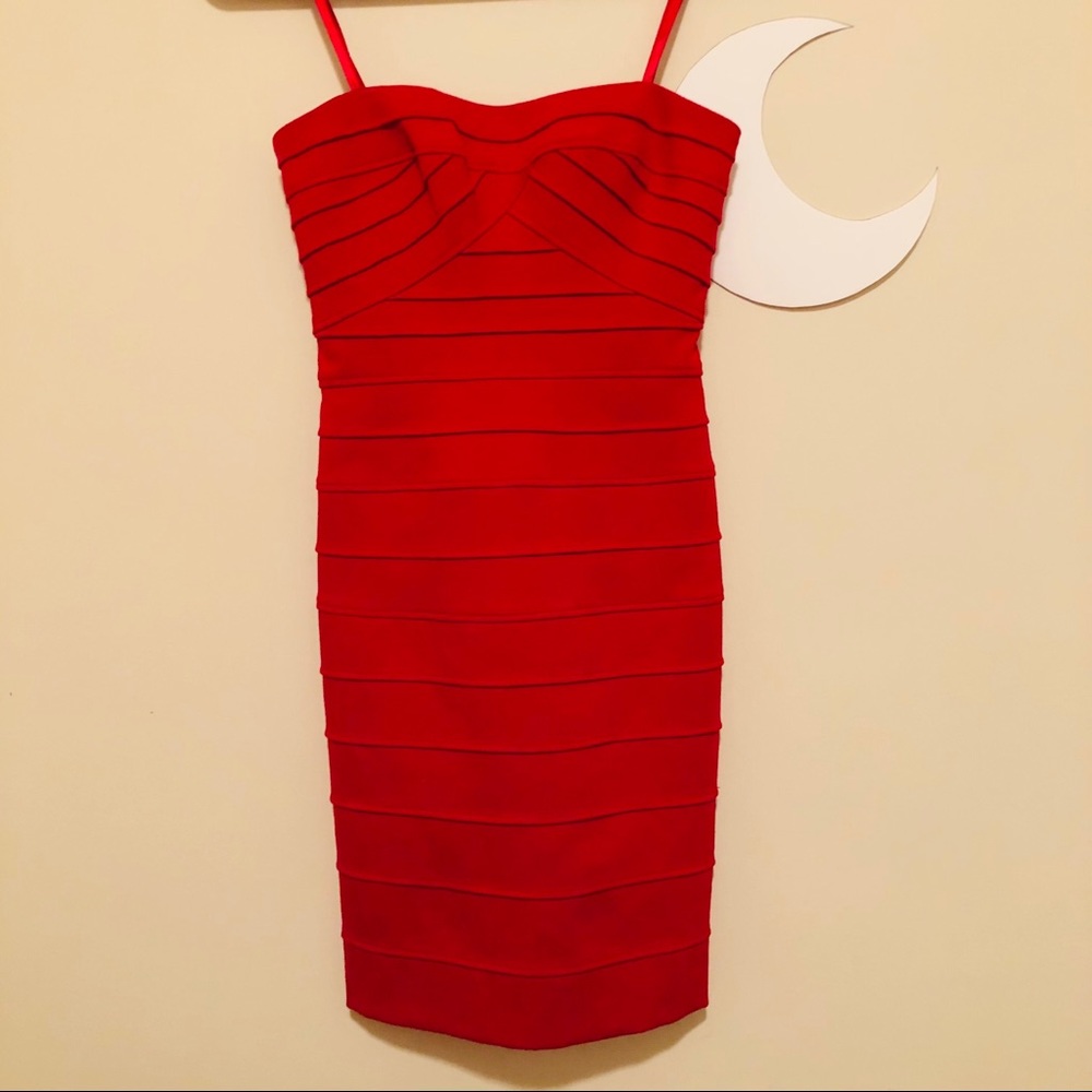 BCBG Red Body Con Mini Strapless - BEAUTIFUL!